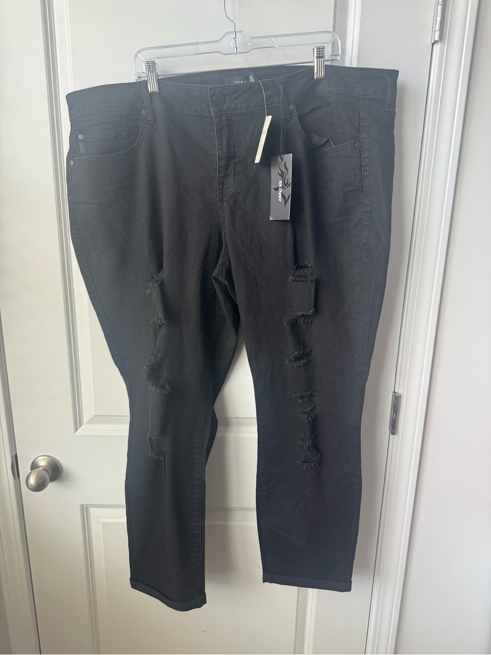 Torrid Black Distressed Skinny Jeans